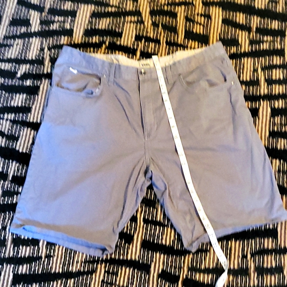 VANS SHORTS